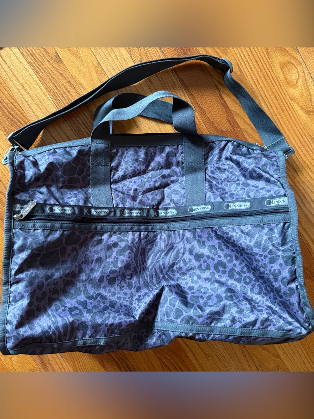 LESPORTSAC LARGE WEEKENDER BAG